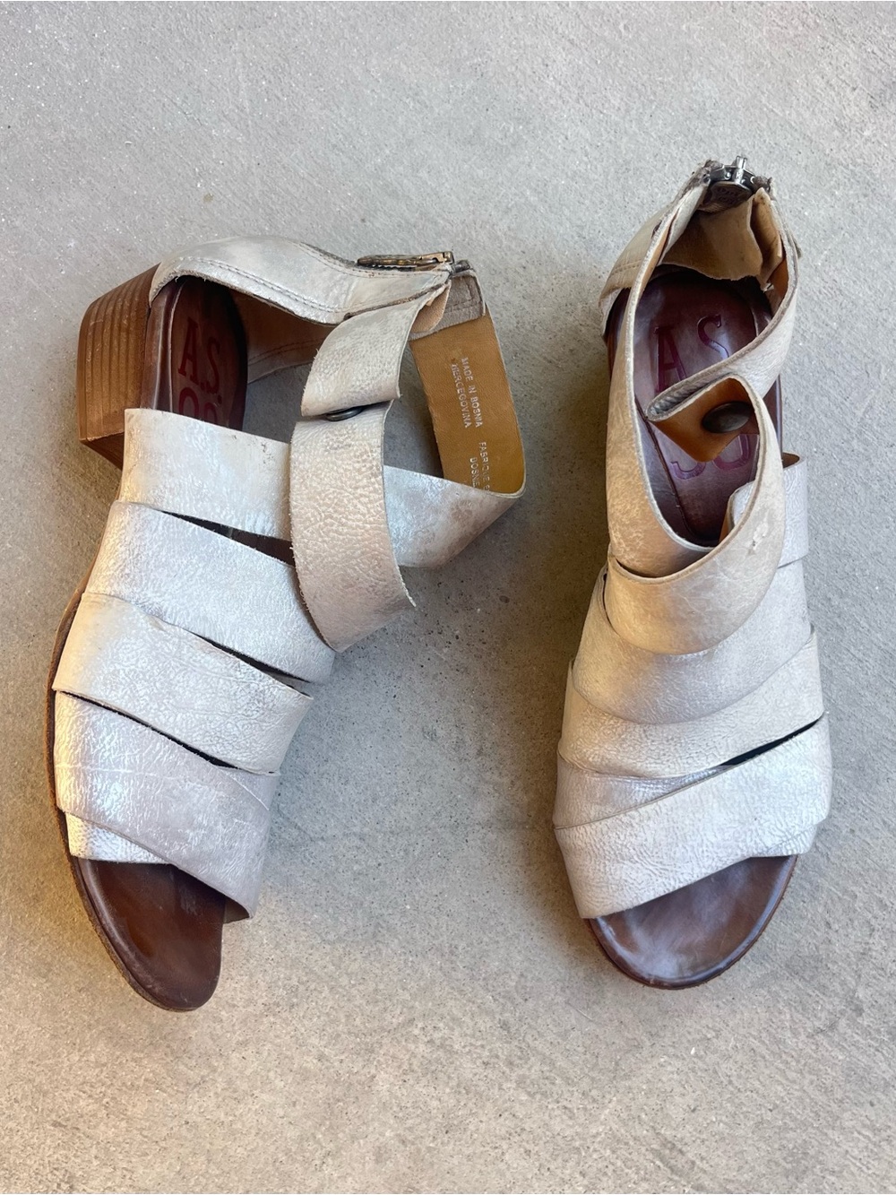 A.S. 98 Silver gladiator sandals 39 8